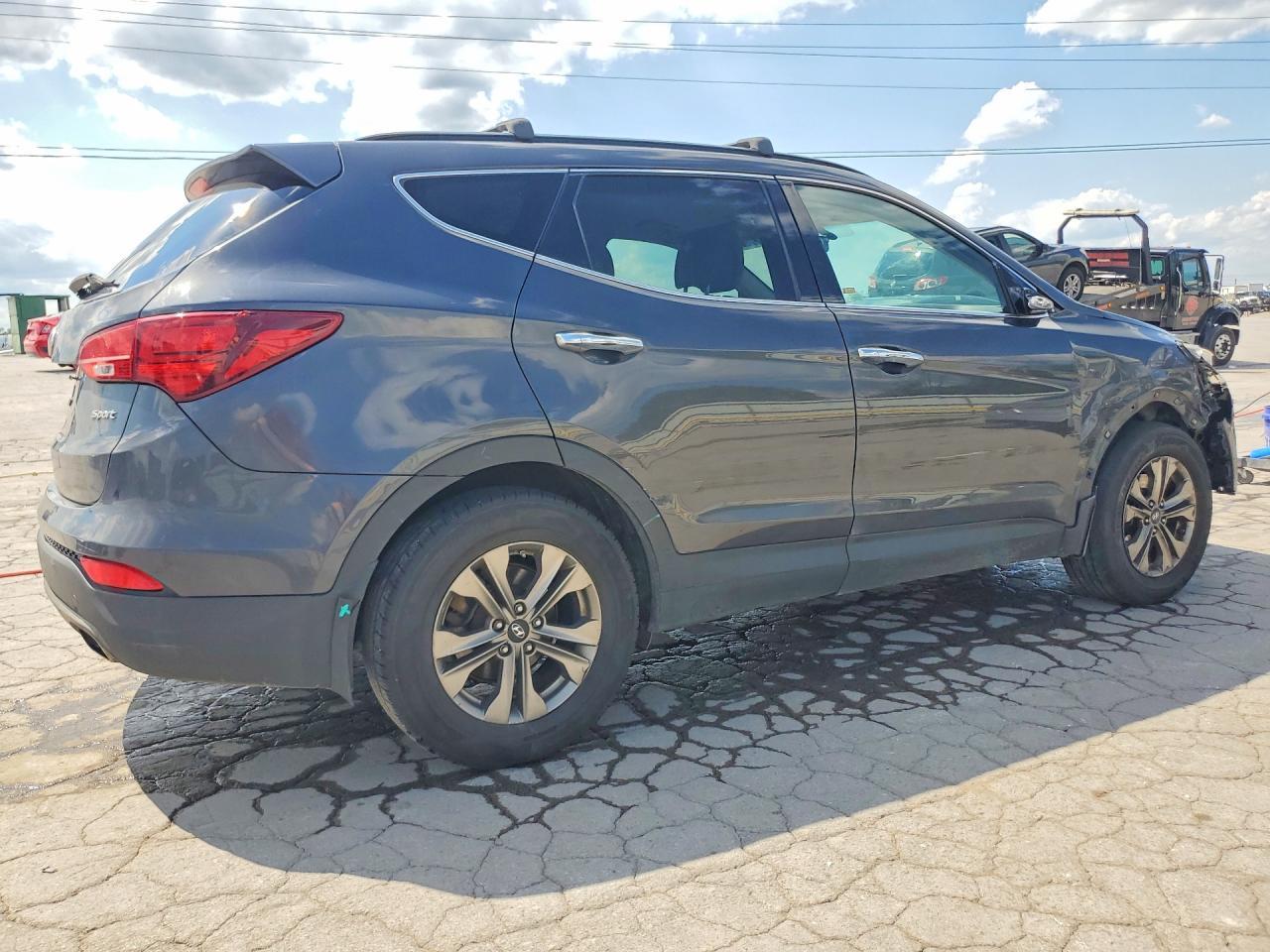 2016 Hyundai Santa Fe Sport 2.4L - Фото 3