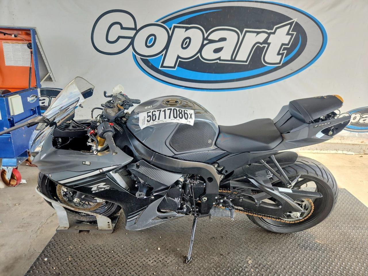 2025 Suzuki Gsx-R750 - Image 3