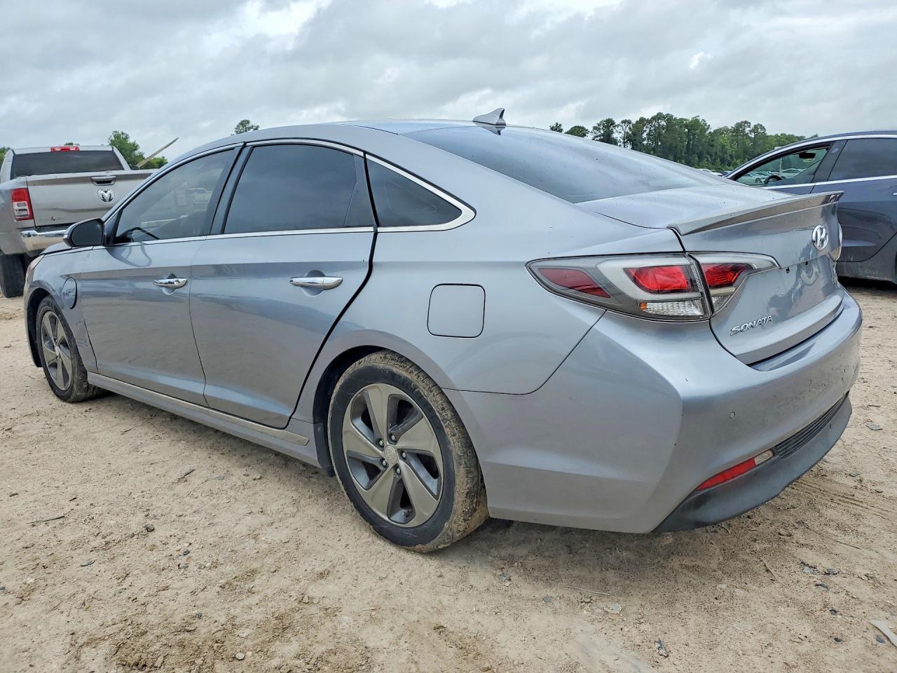 2016 Hyundai Sonata Plug-In Hybrid Limited - Фото 2