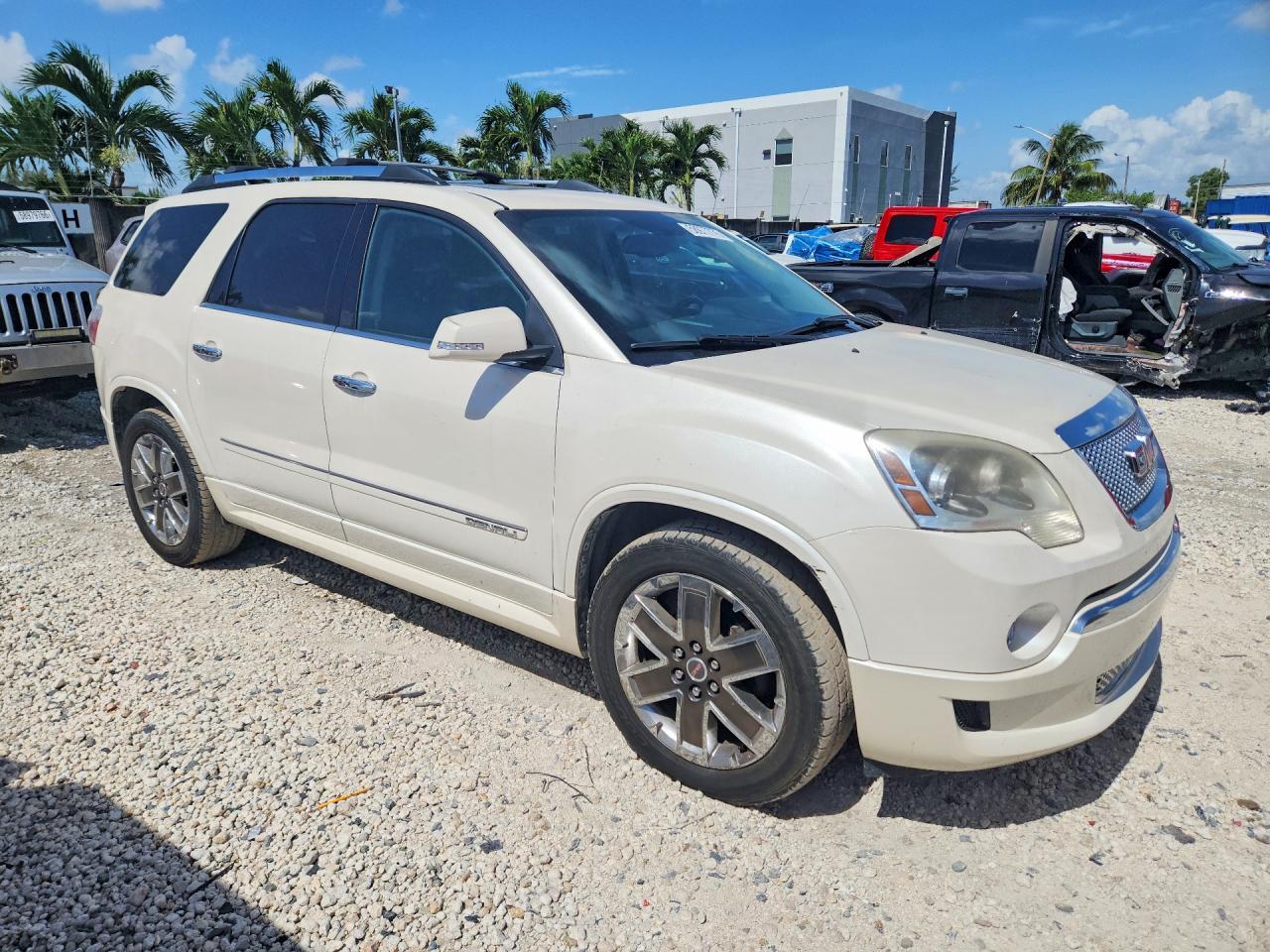 2012 GMC Acadia Denali - Фото 4