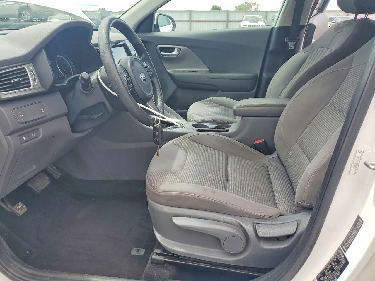 2017 Kia Niro Fe - Фото 7