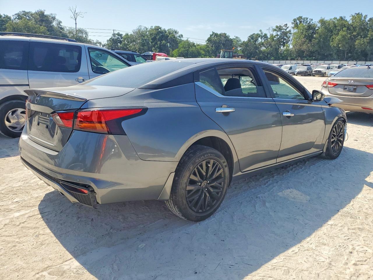 2025 Nissan Altima Sv - Фото 3
