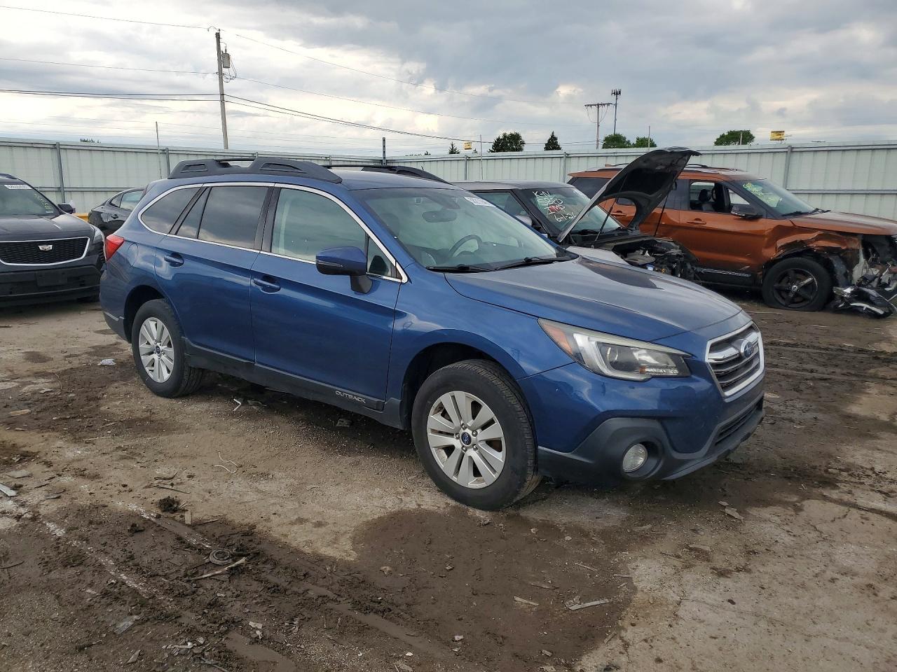 2019 Subaru Outback 2.5I Premium - Image 4