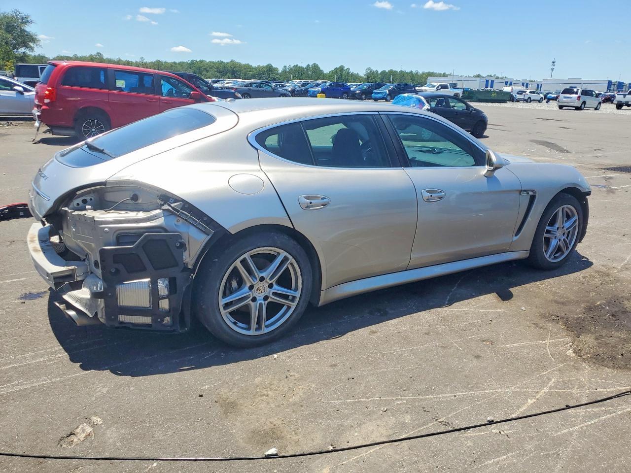2010 Porsche Panamera S - Image 3