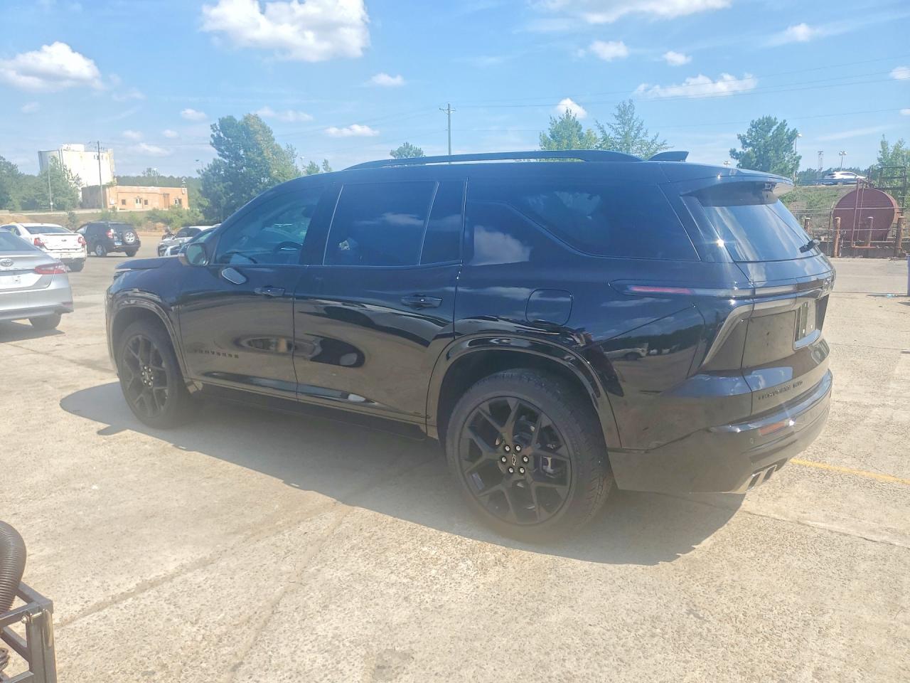 2026 Chevrolet Traverse Rs - Image 2