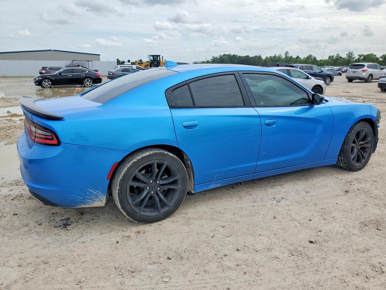 2016 Dodge Charger Sxt - Фото 3