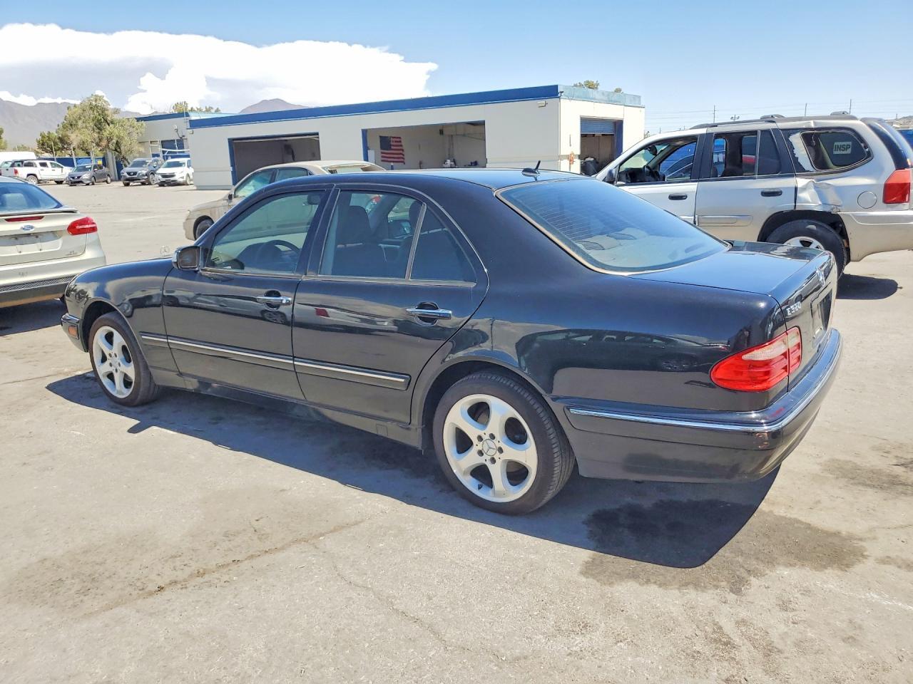 2002 Mercedes-Benz E 320 4Matic - Фото 2