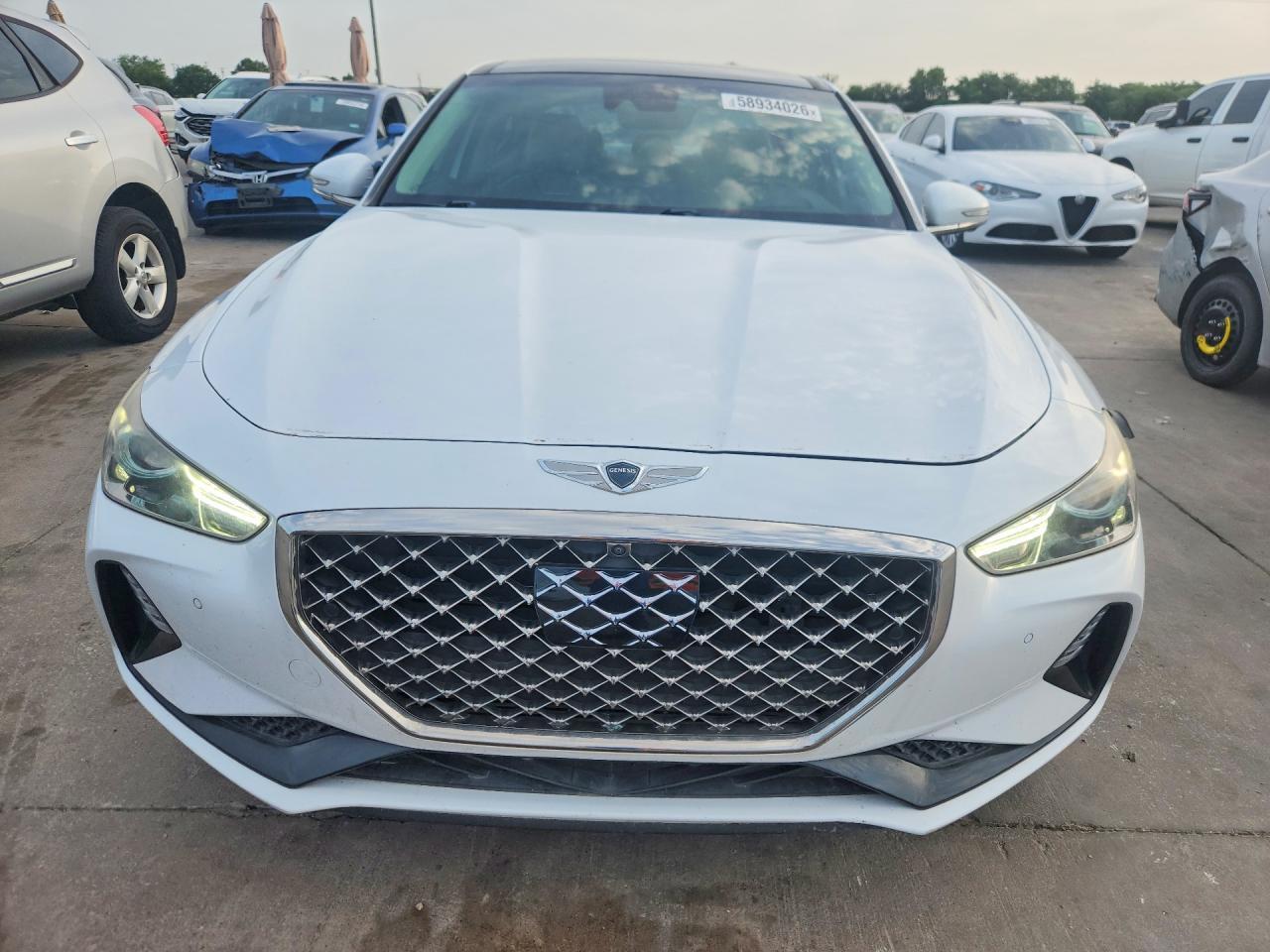 2019 Genesis G70 2.0T Advanced - Фото 5