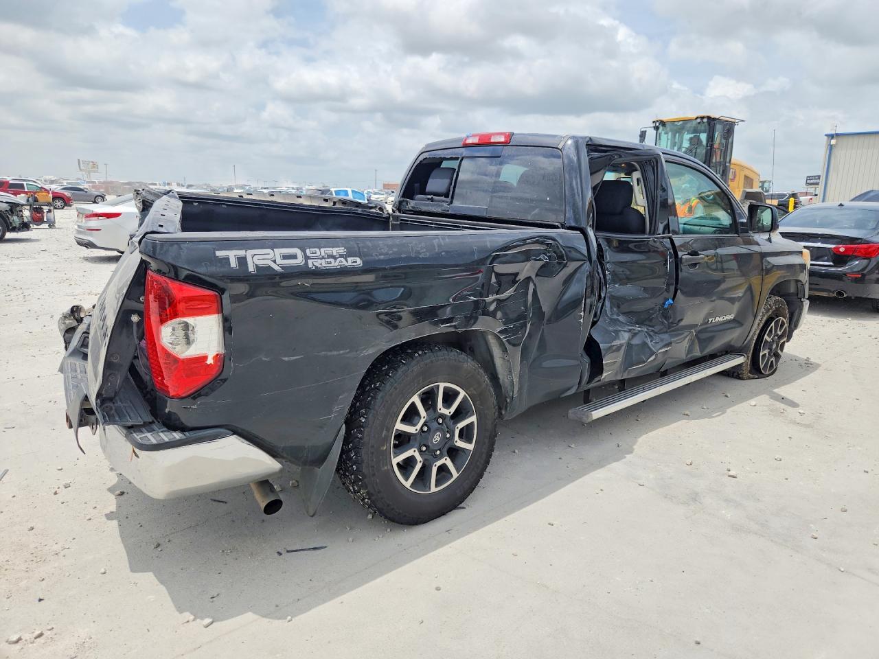 2016 Toyota Tundra Sr5 - Фото 3