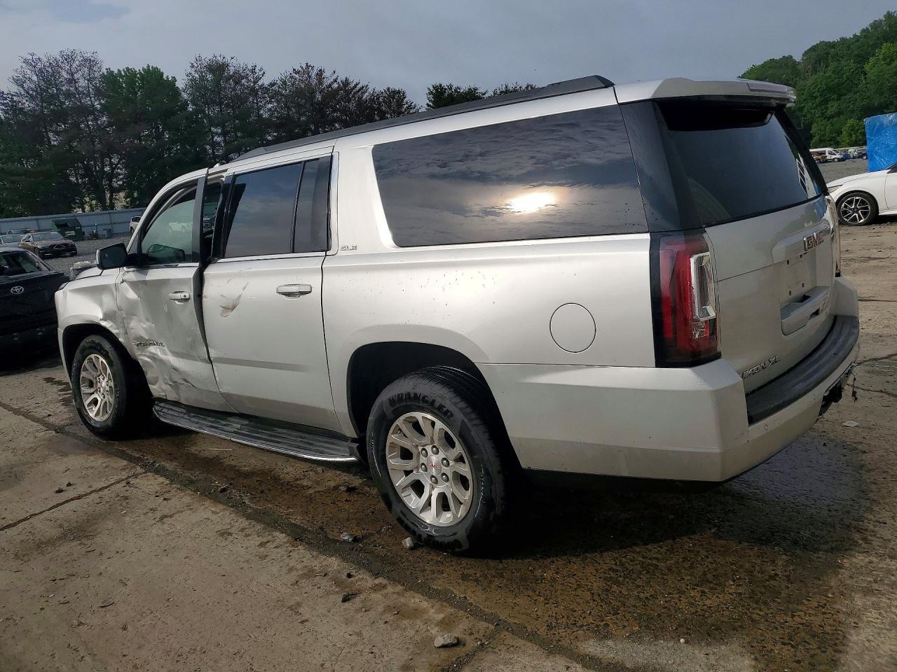 2016 GMC Yukon Xl C1500 Sle - Фото 2