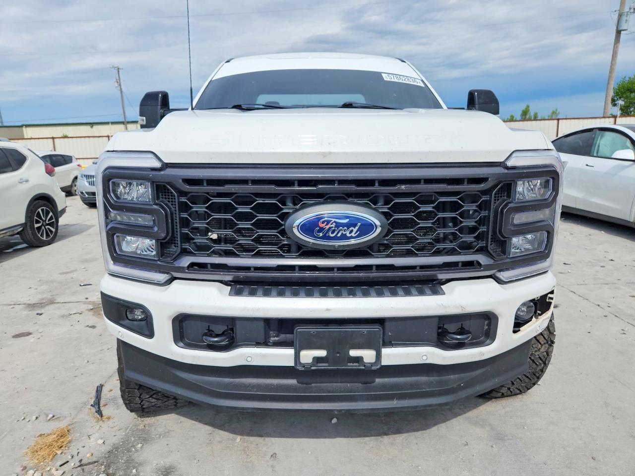 2024 Ford F250 Super Duty - Image 5
