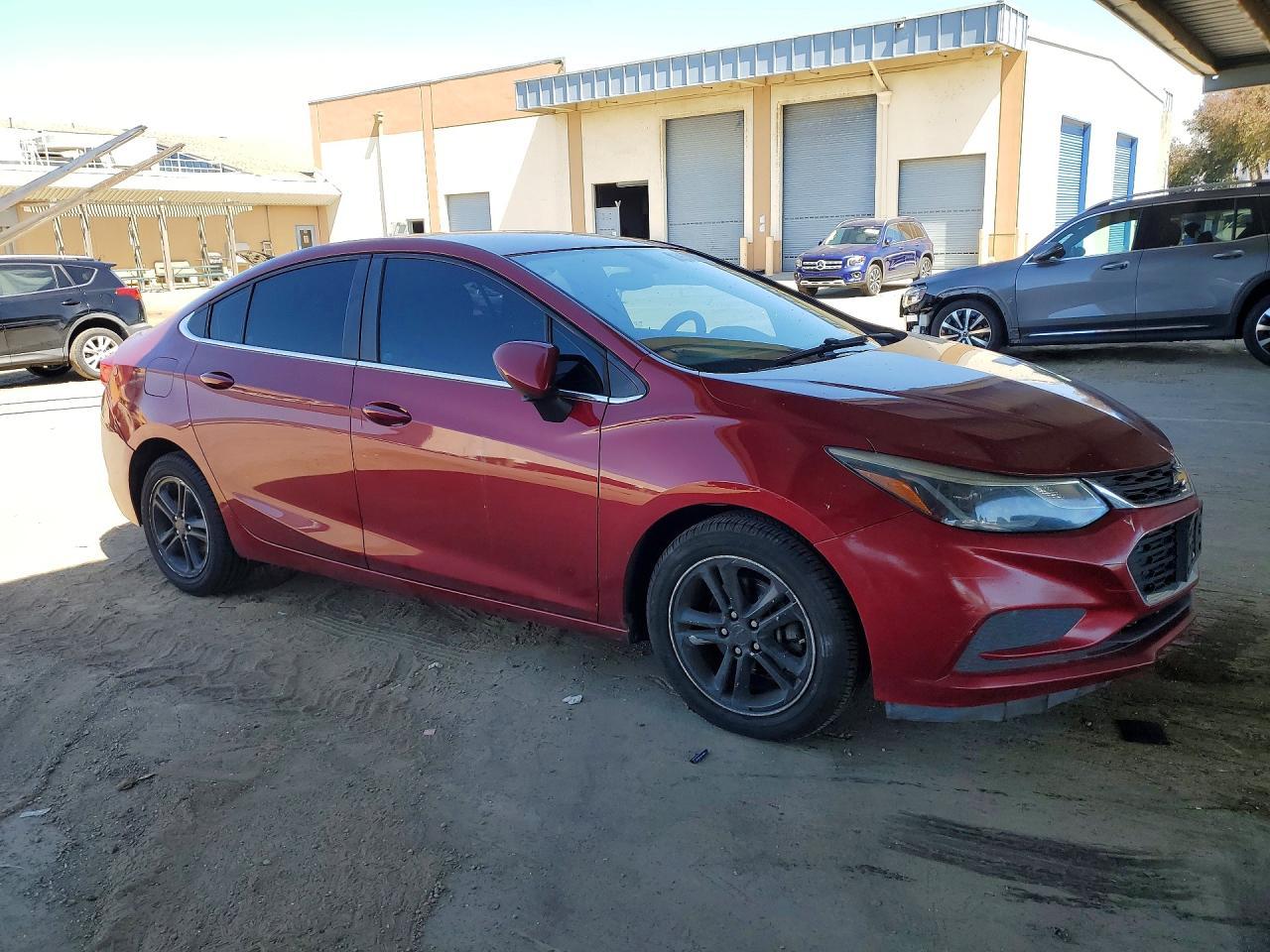 2017 Chevrolet Cruze Lt - Image 4