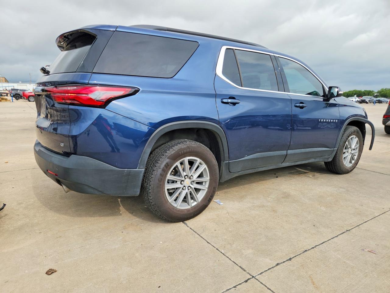2022 Chevrolet Traverse Lt - Фото 3