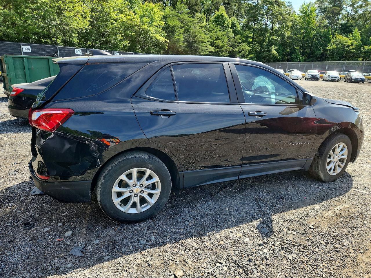 2020 Chevrolet Equinox Ls - Фото 3