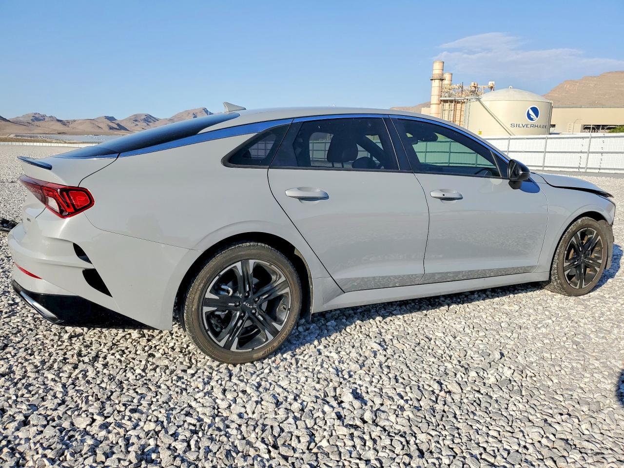 2024 Kia K5 Gt Line - Image 3