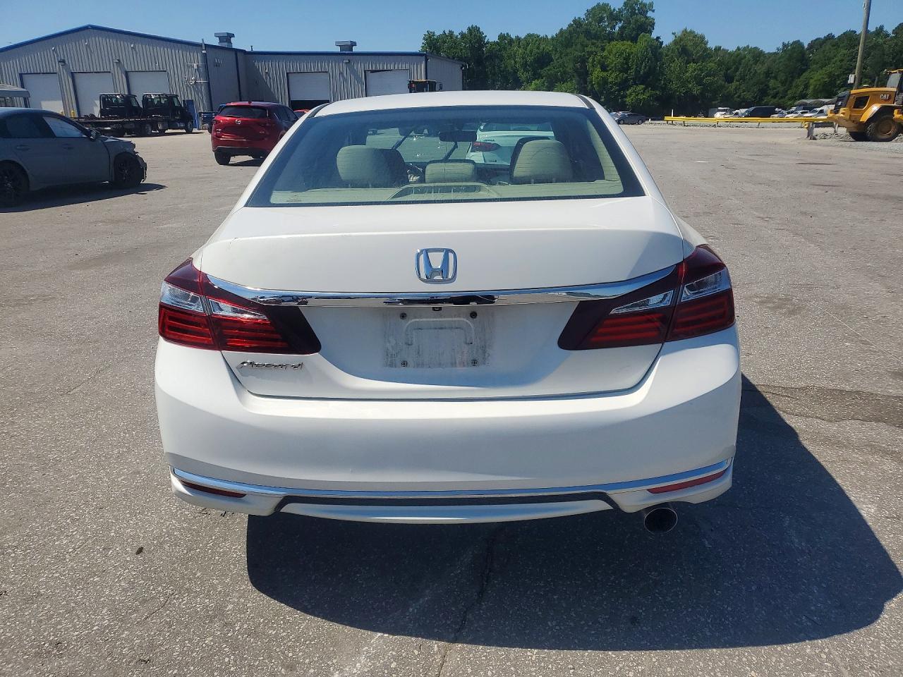 2017 Honda Accord Lx - Фото 6