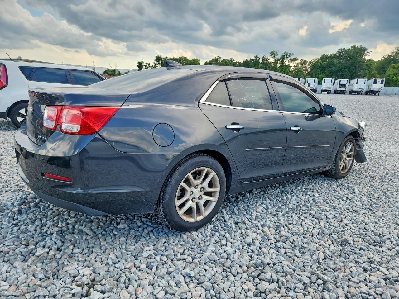 2015 Chevrolet Malibu 1Lt - Image 3