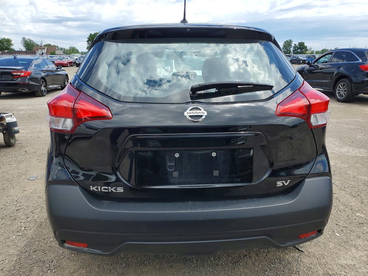 2019 Nissan Kicks S - Image 6