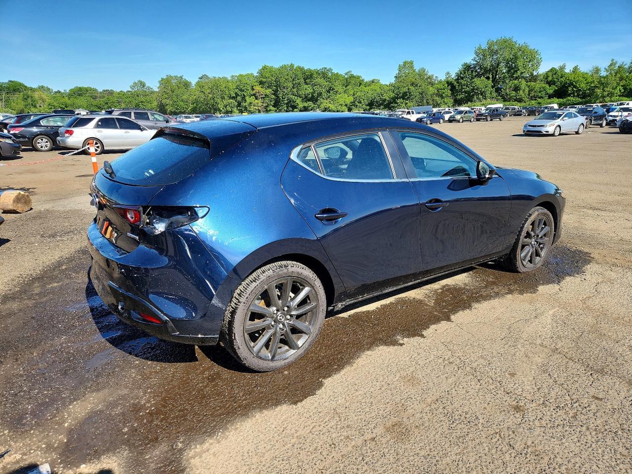 2025 Mazda 3 Select Sport - Фото 3