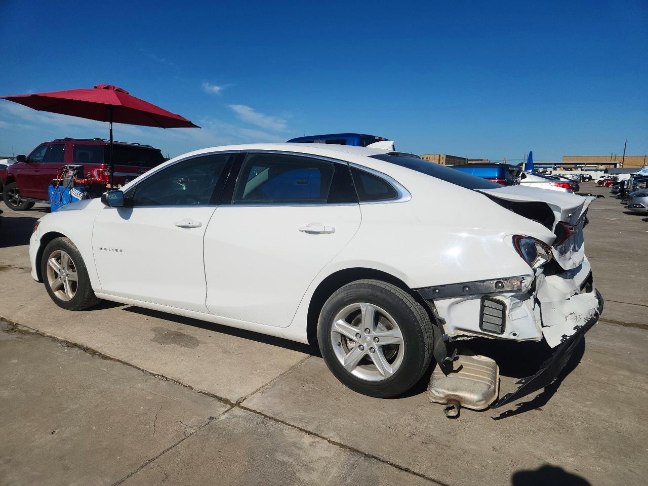 2022 Chevrolet Malibu Lt - Фото 2