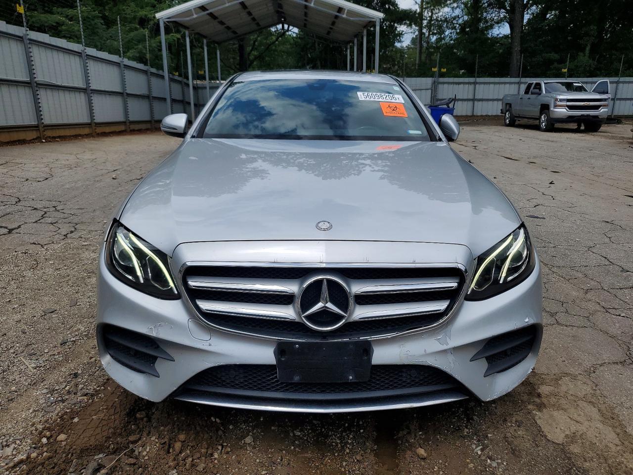 2017 Mercedes-Benz E 300 4Matic - Фото 5