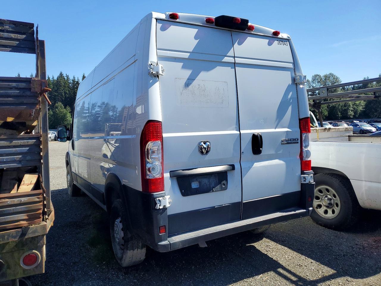 2023 Ram Promaster 2500 Delivery Van - Фото 2