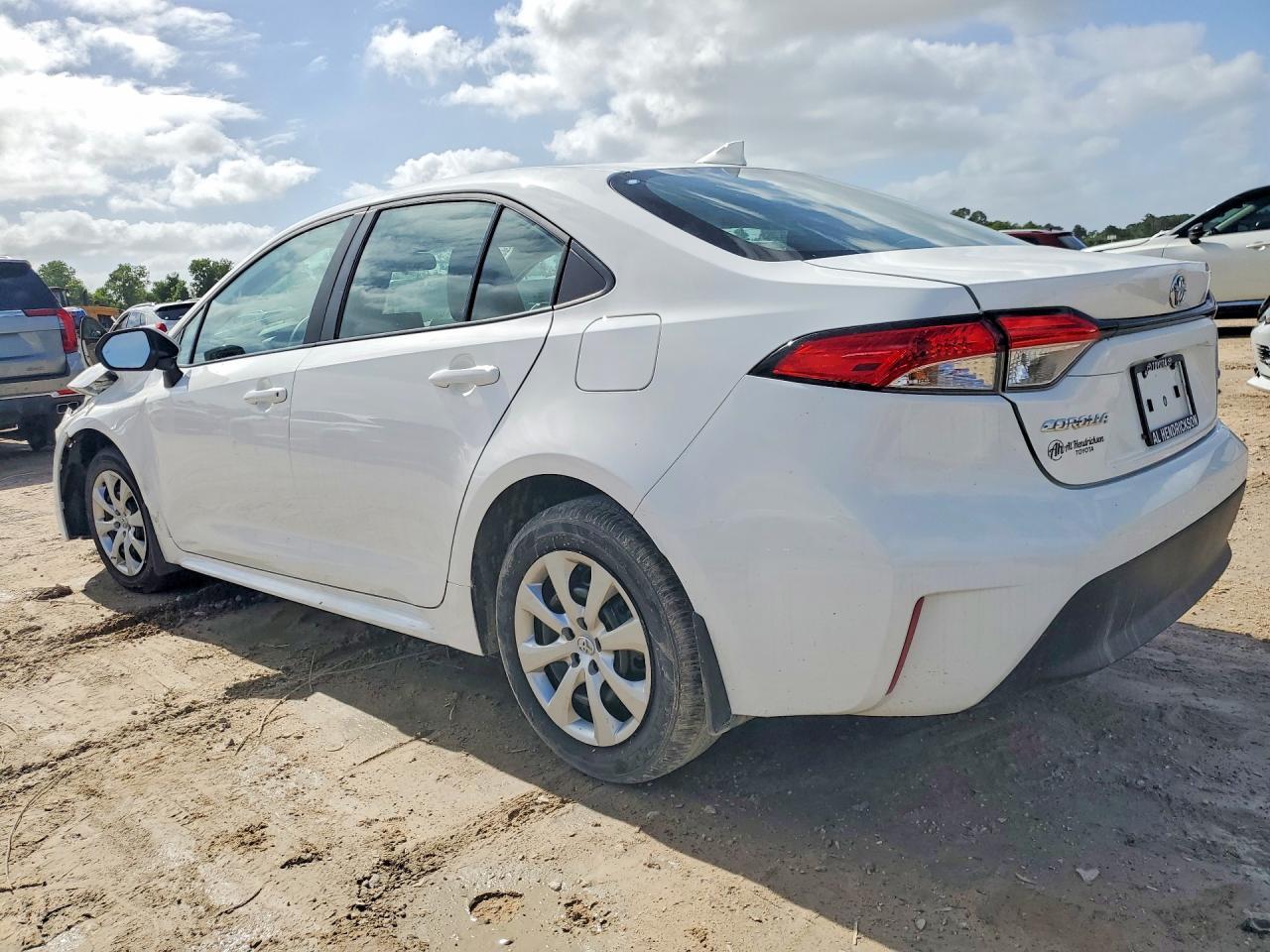 2026 Toyota Corolla Le - Image 2