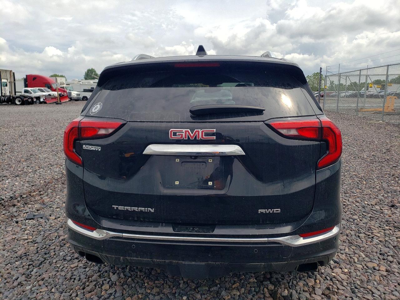 2019 GMC Terrain Denali - Фото 6