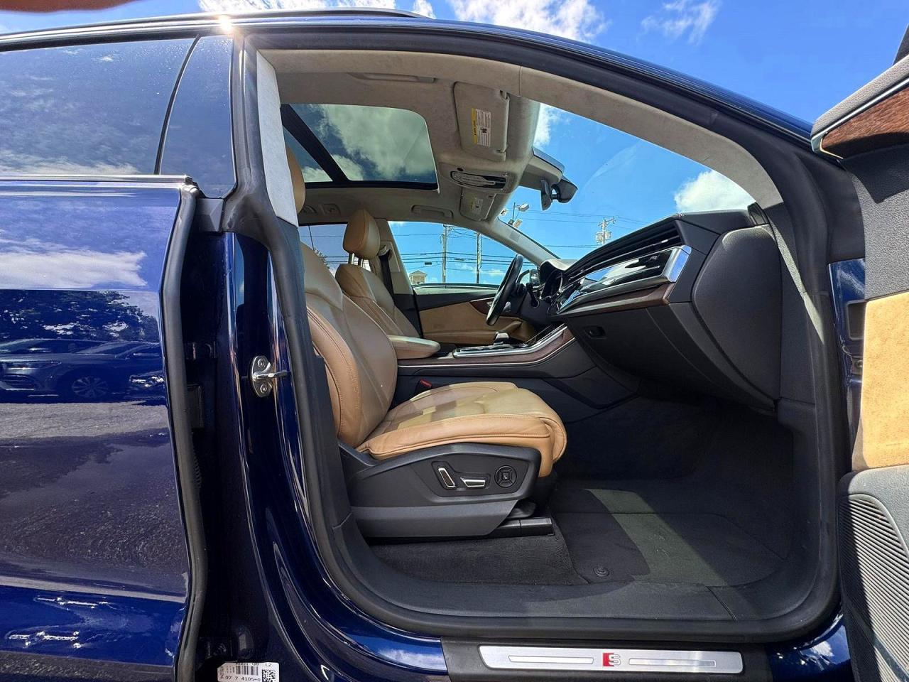 2019 Audi Q8 55 Premium - Image 5