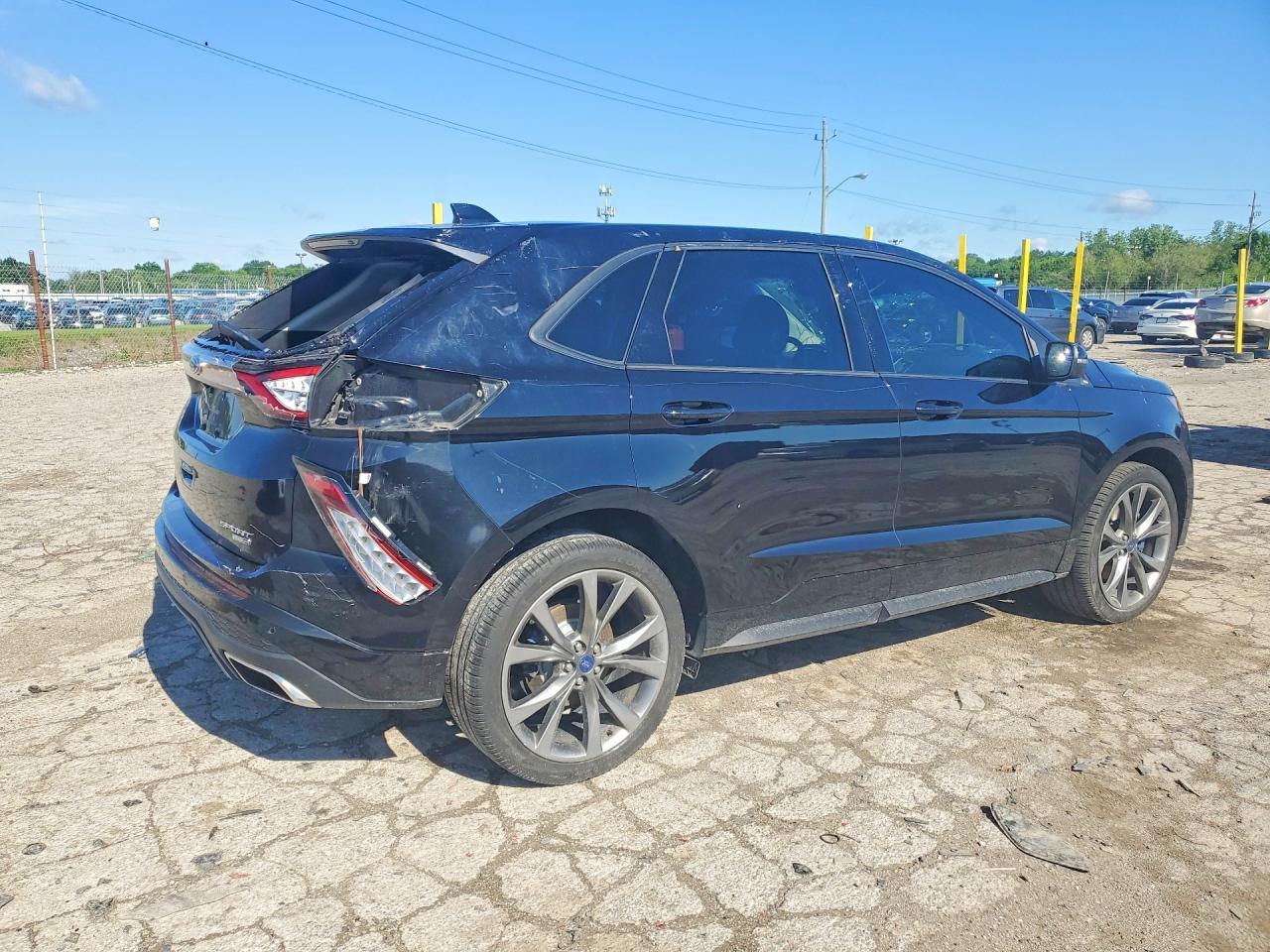 2016 Ford Edge Sport - Image 3