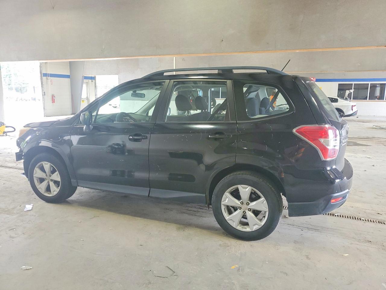 2015 Subaru Forester 2.5I - Image 2