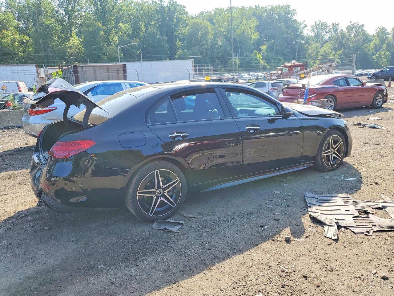 2023 Mercedes-Benz C 300 4Matic - Image 3