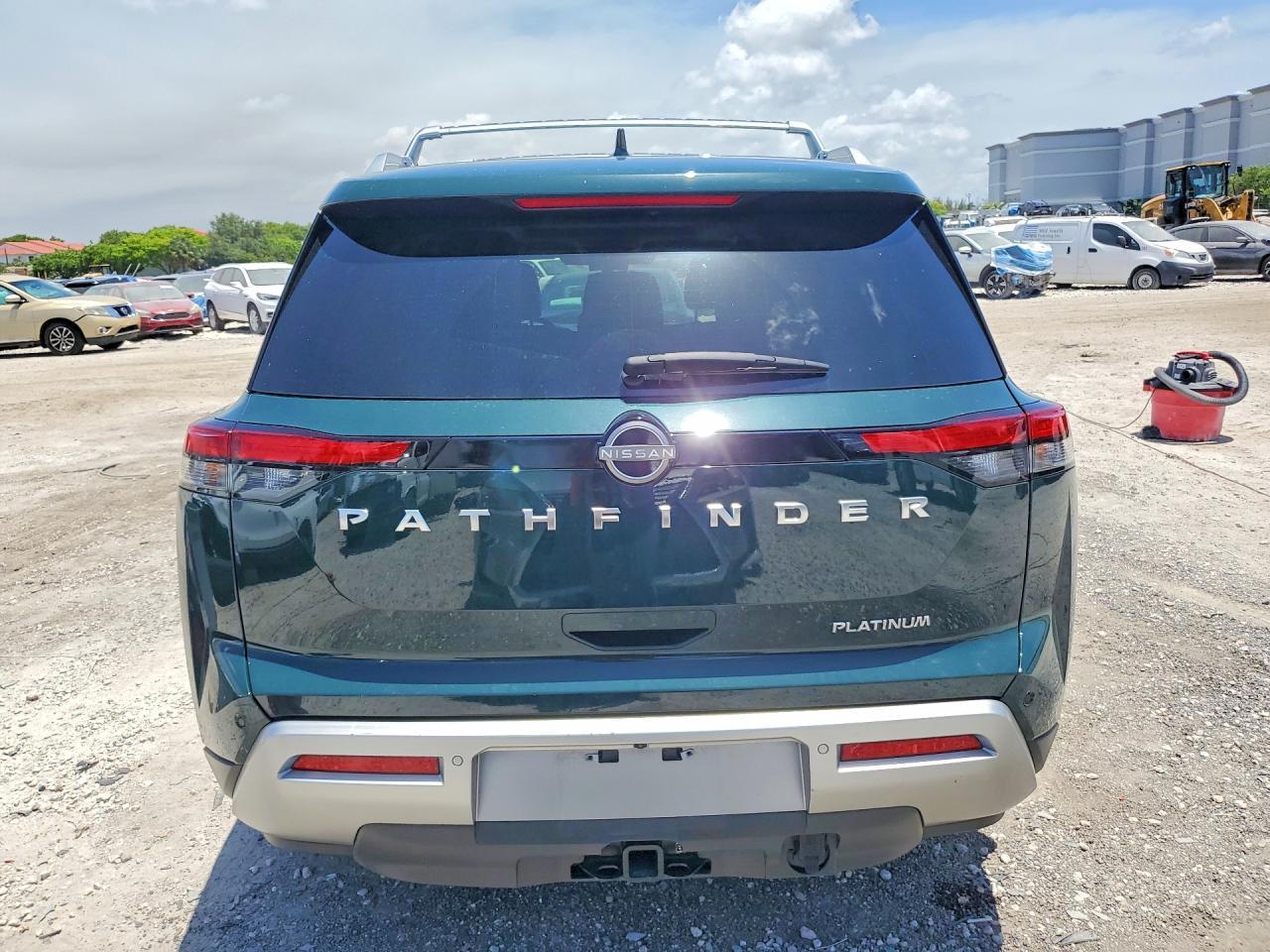 2025 Nissan Pathfinder Platinum - Фото 6