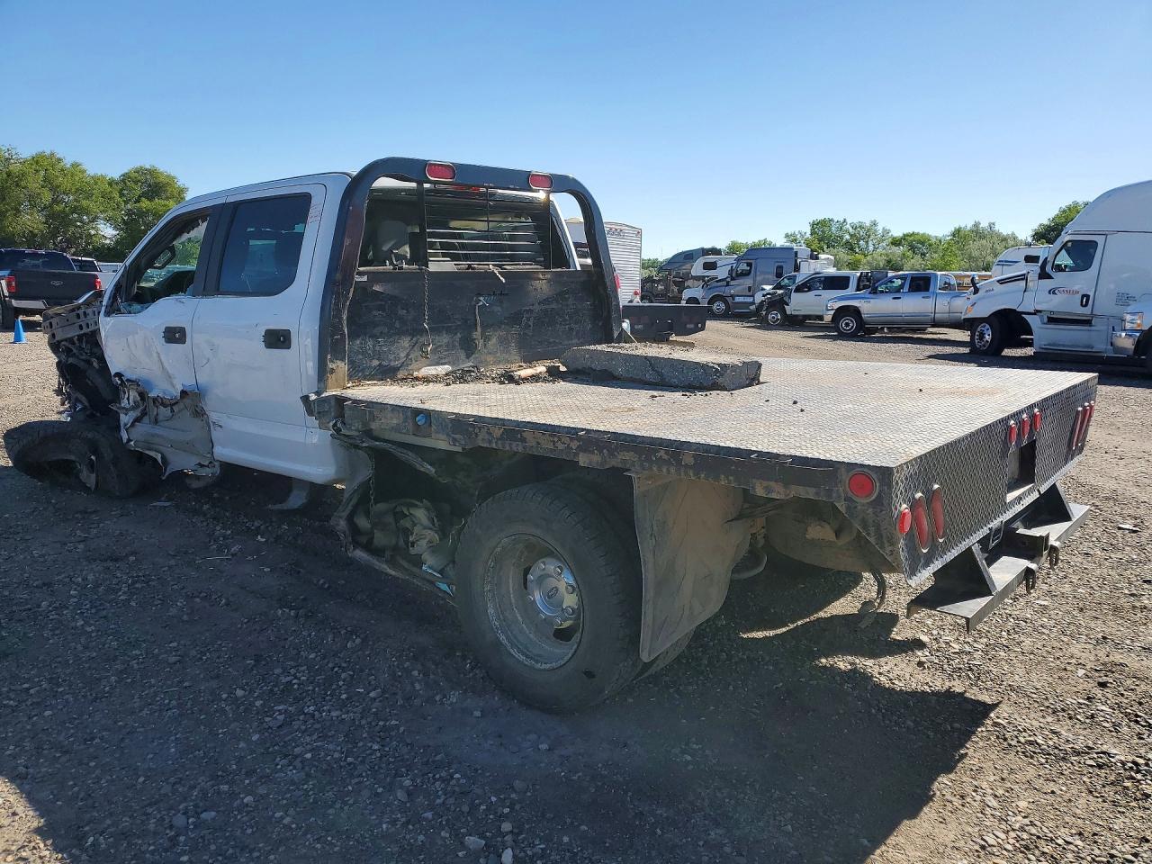 2019 Ford F350 Super Duty - Image 2