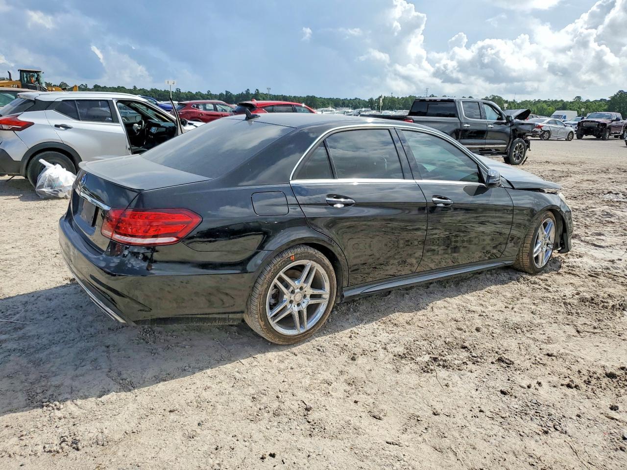 2016 Mercedes-Benz E 350 - Фото 3