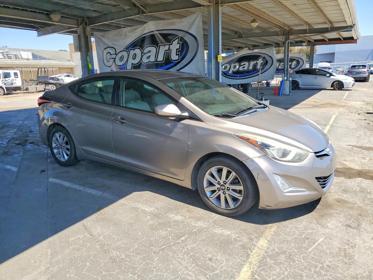 2015 Hyundai Elantra Se - Image 4