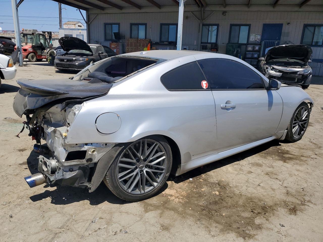 2011 Infiniti G37 Coupe Base - Image 3