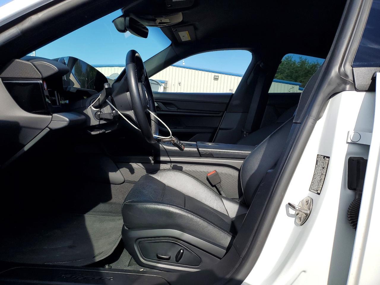 2021 Porsche Taycan - Image 7