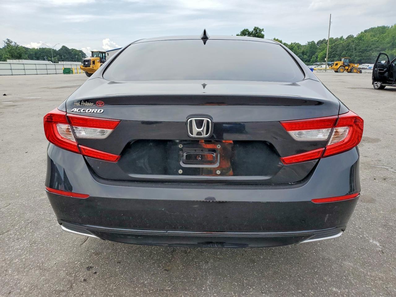 2018 Honda Accord Ex - Image 6