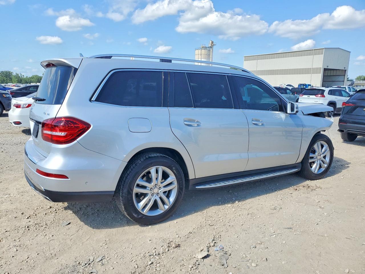2017 Mercedes-Benz Gls 450 4Matic - Фото 3