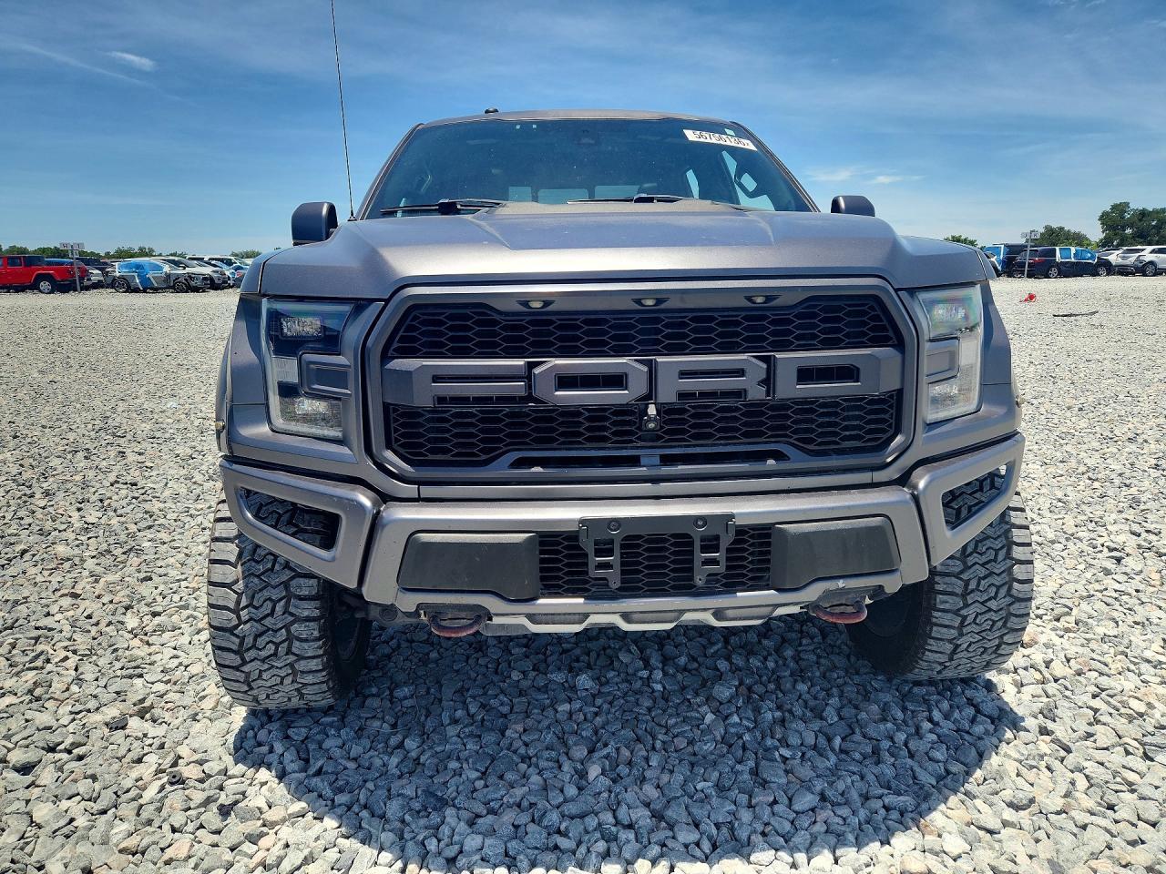 2018 Ford F150 Raptor - Фото 5
