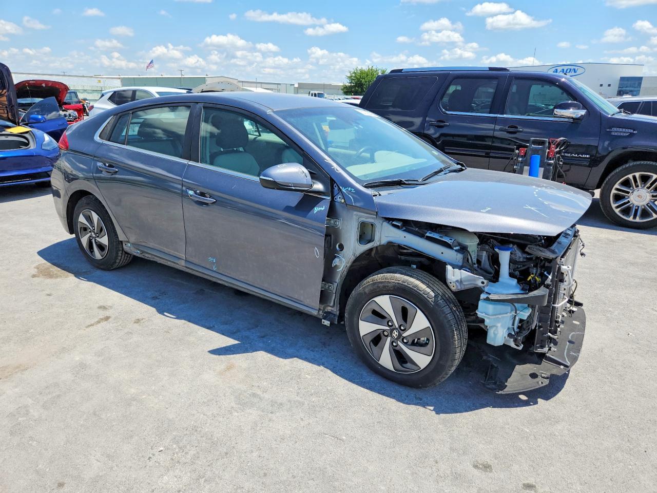 2019 Hyundai Ioniq Sel - Фото 4
