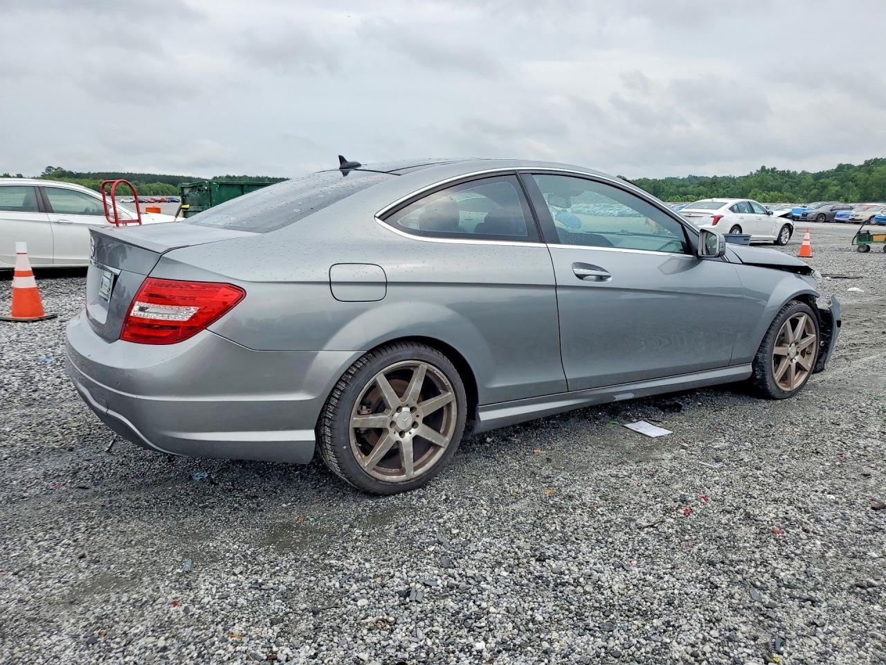 2013 Mercedes-Benz C 250 - Фото 3
