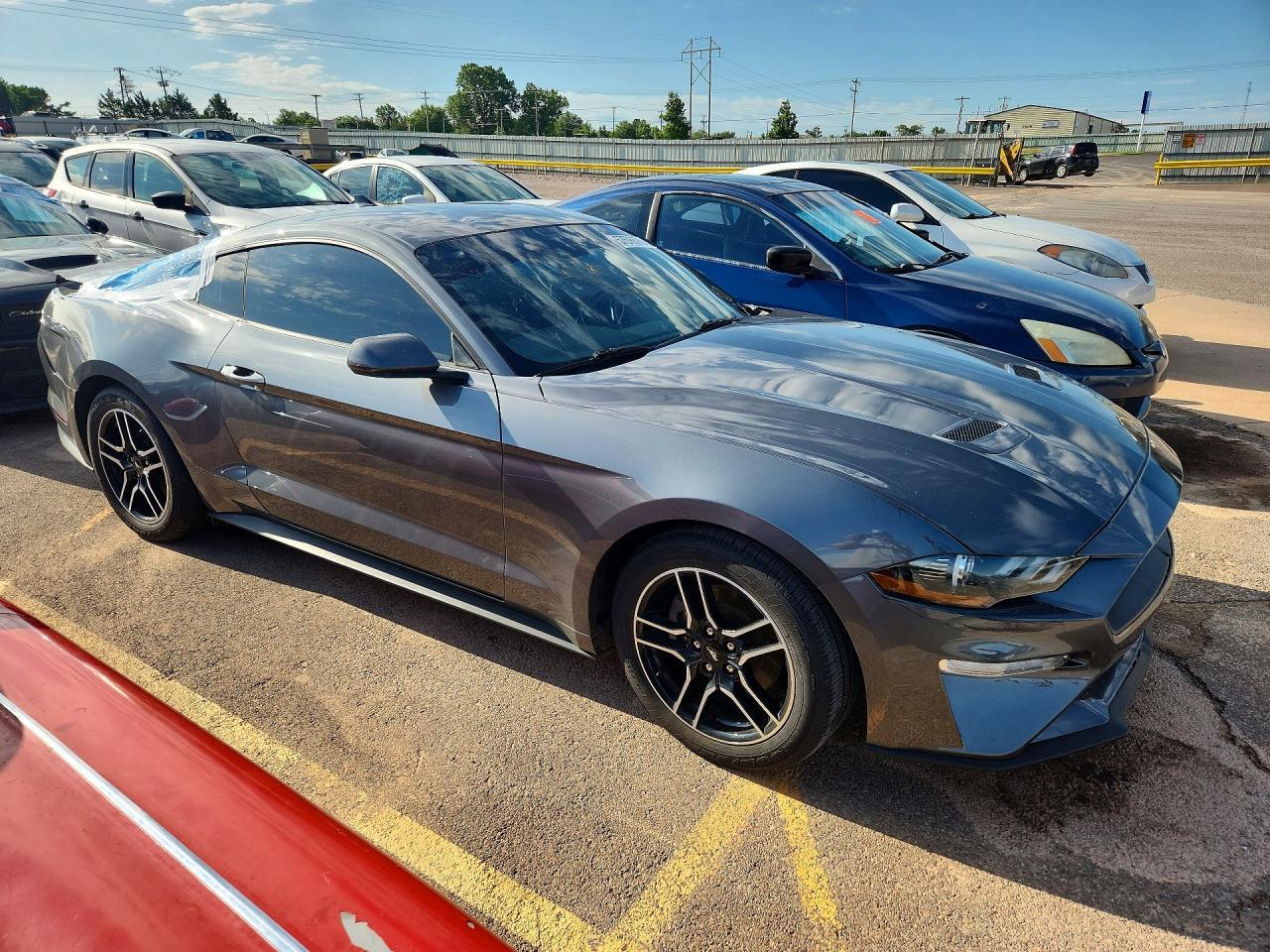 2022 Ford Mustang - Фото 4