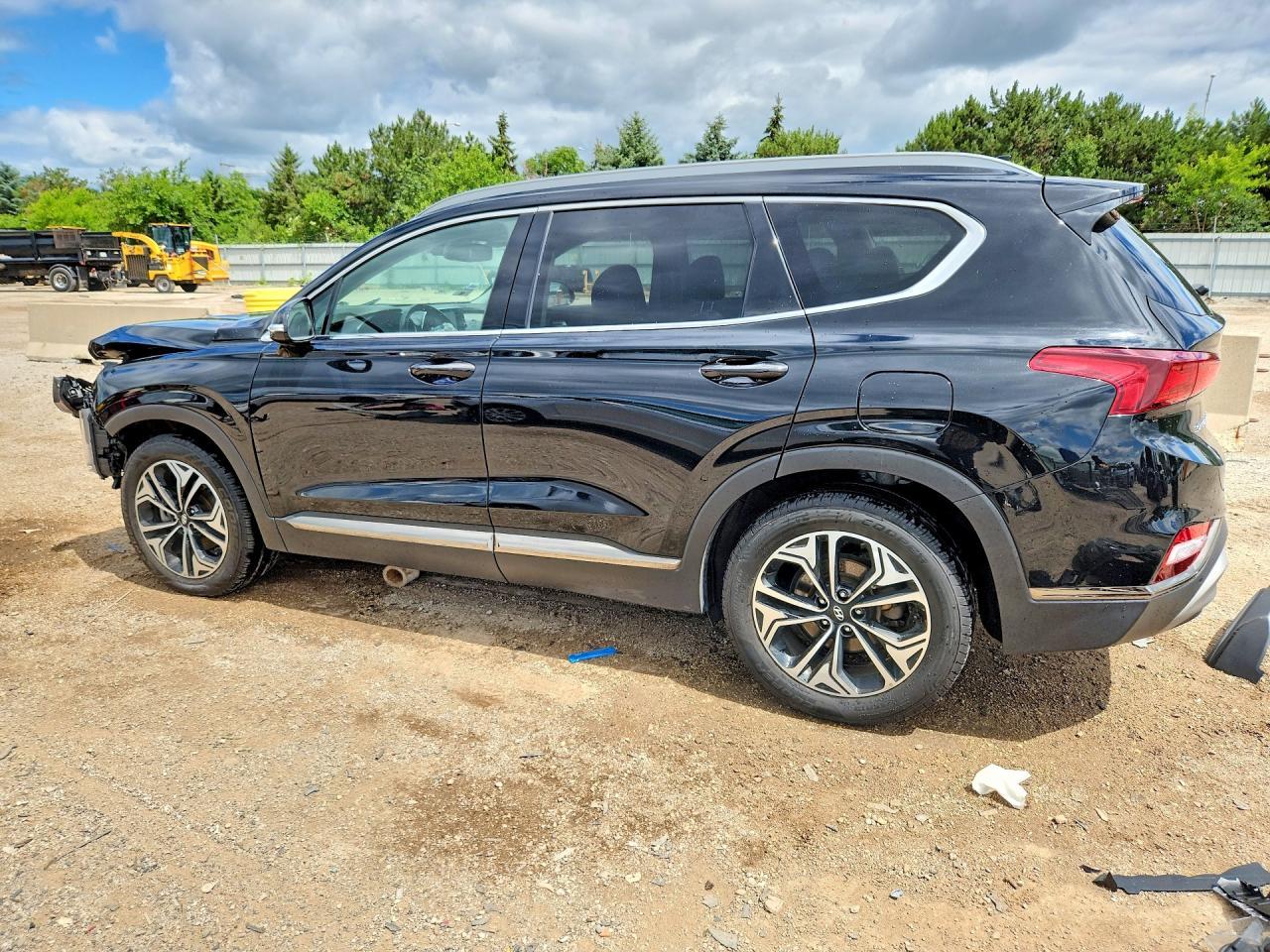 2019 Hyundai Santa Fe Limited 2.0T - Фото 2