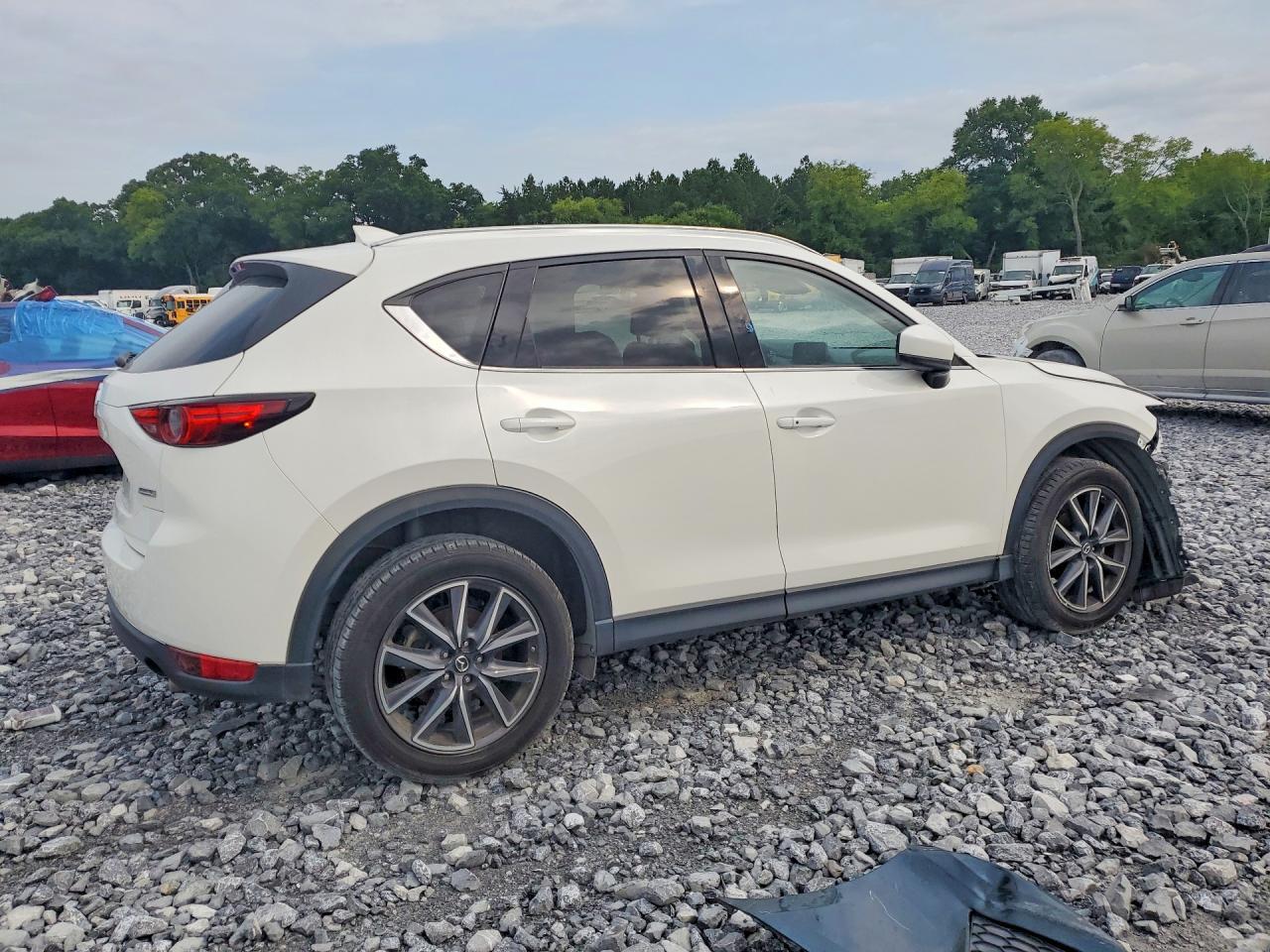 2018 Mazda Cx-5 Grand Touring - Image 3