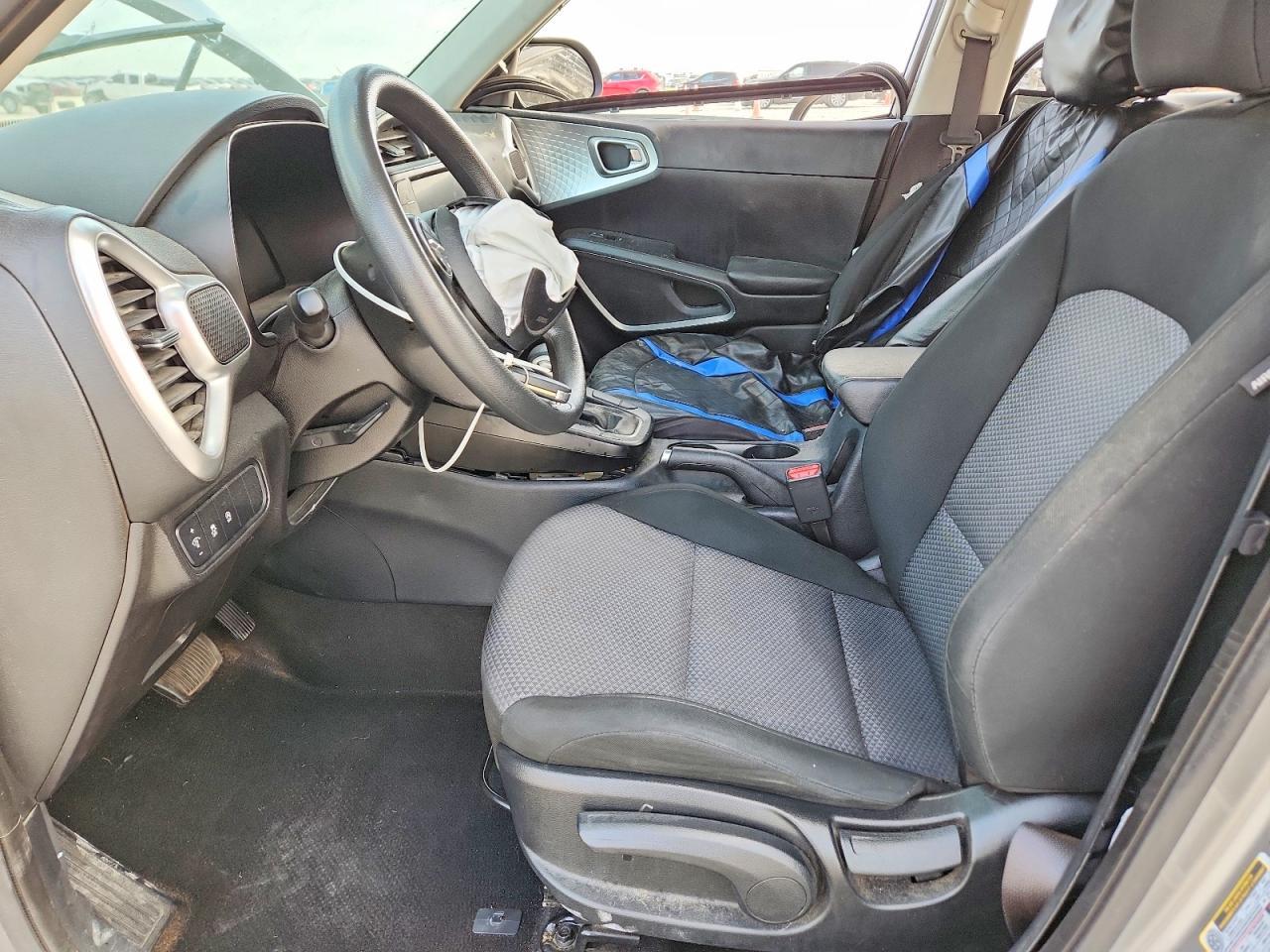 2023 Kia Soul Lx - Image 7