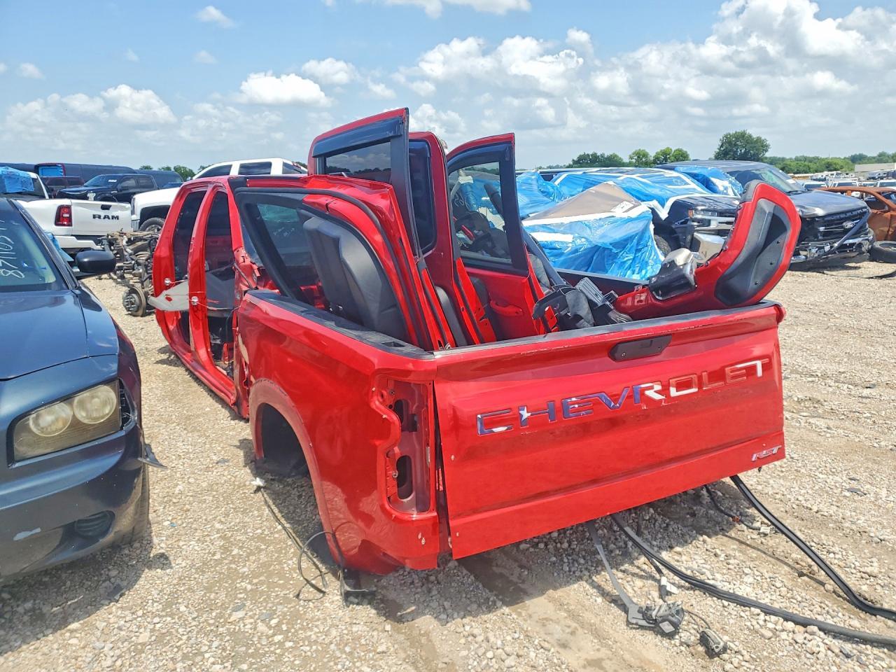2021 Chevrolet Silverado K1500 Rst - Фото 4