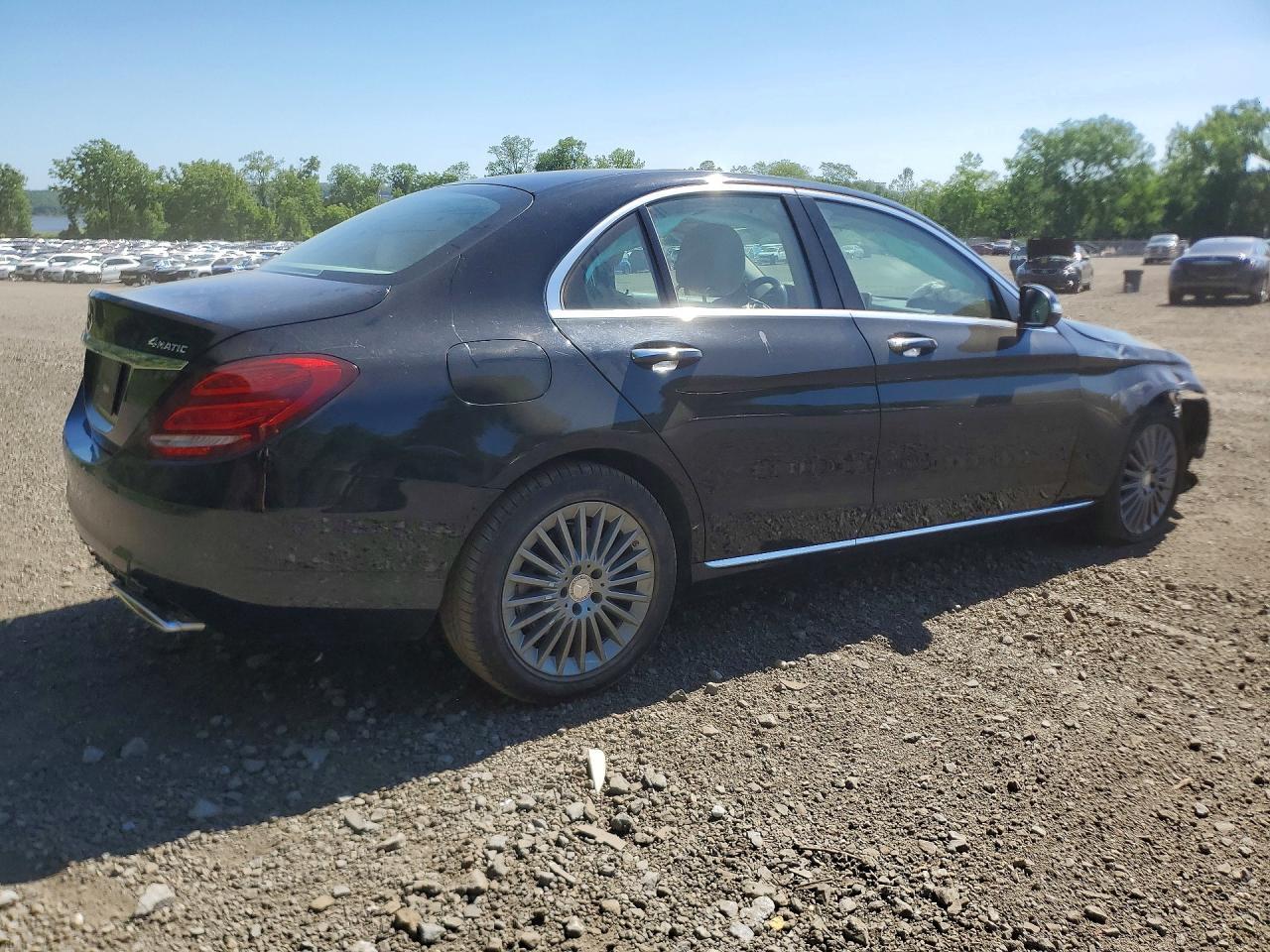 2015 Mercedes-Benz C 300 4Matic - Фото 3