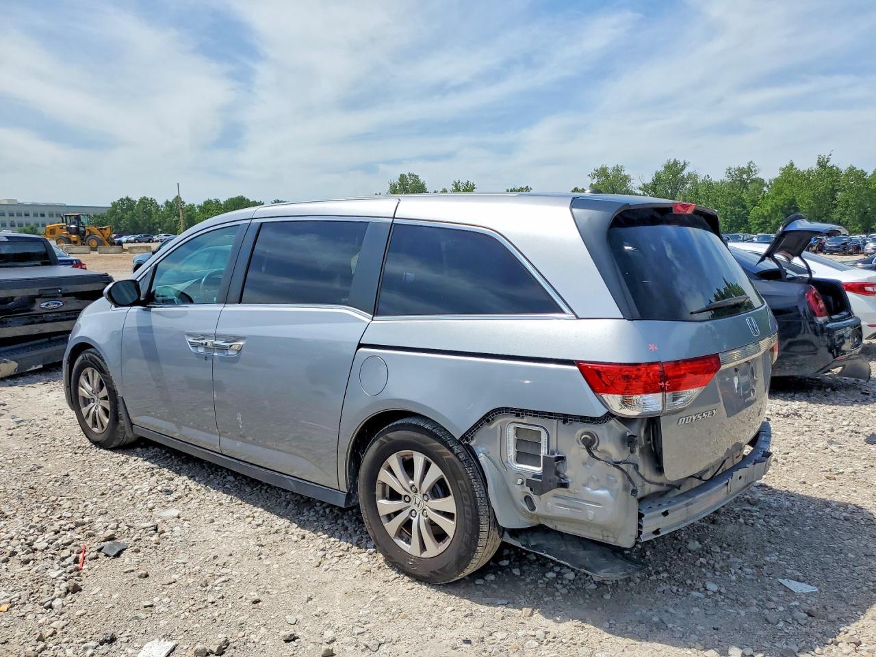 2016 Honda Odyssey Exl - Фото 2